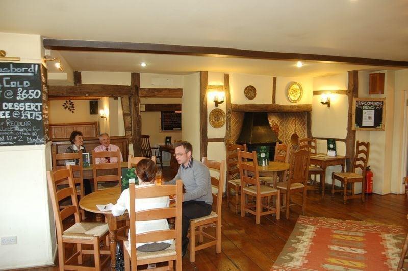 Kings Court Hotel Alcester Bagian luar foto