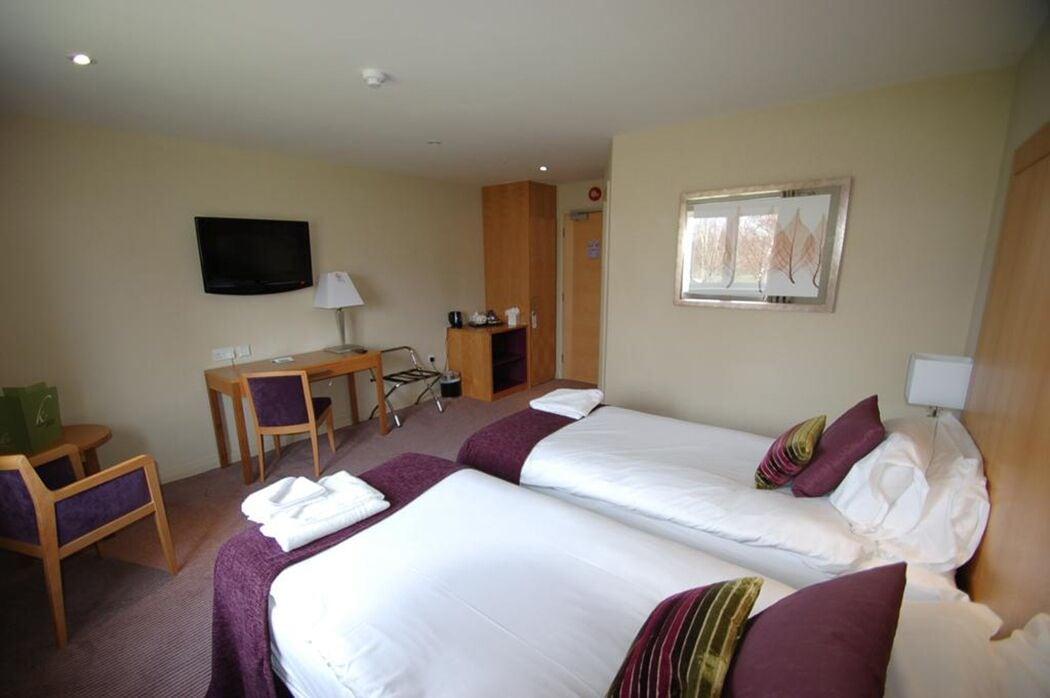 Kings Court Hotel Alcester Bagian luar foto