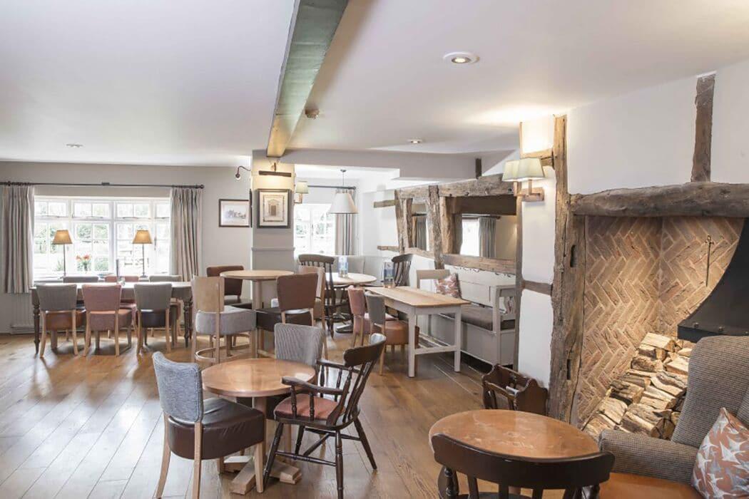 Kings Court Hotel Alcester Bagian luar foto