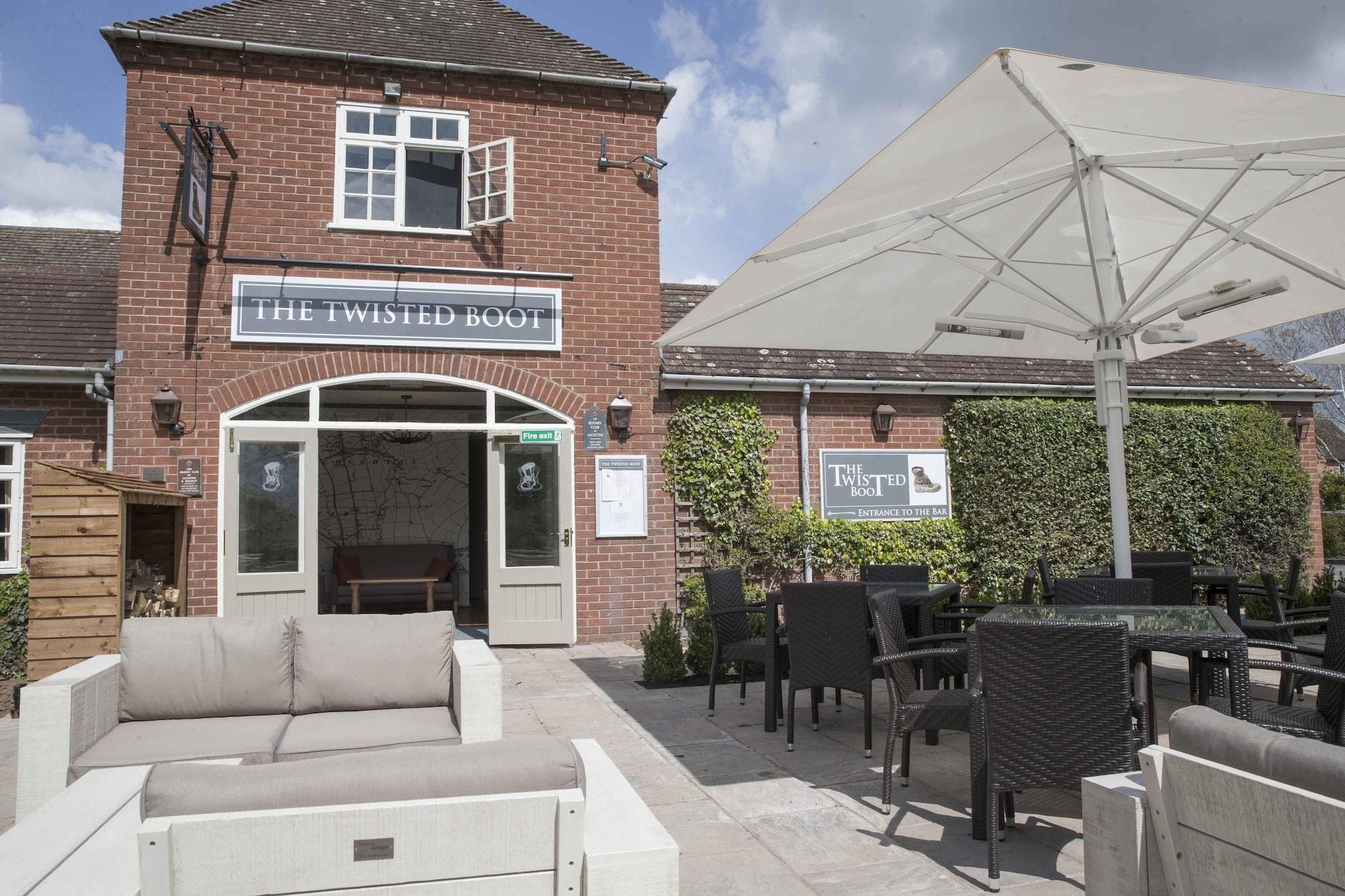 Kings Court Hotel Alcester Bagian luar foto