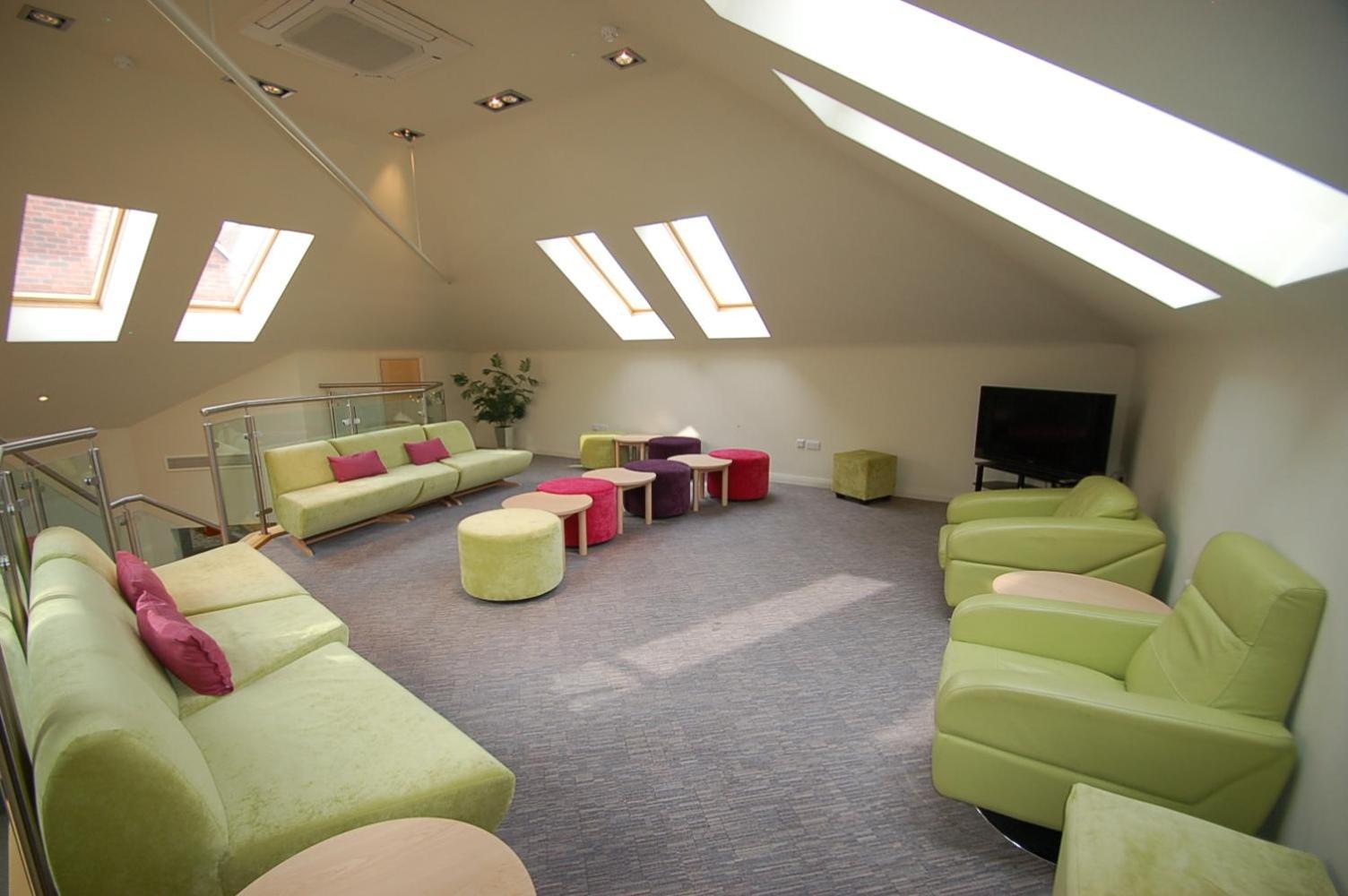 Kings Court Hotel Alcester Bagian luar foto