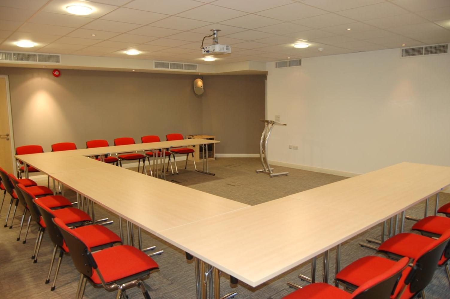Kings Court Hotel Alcester Bagian luar foto