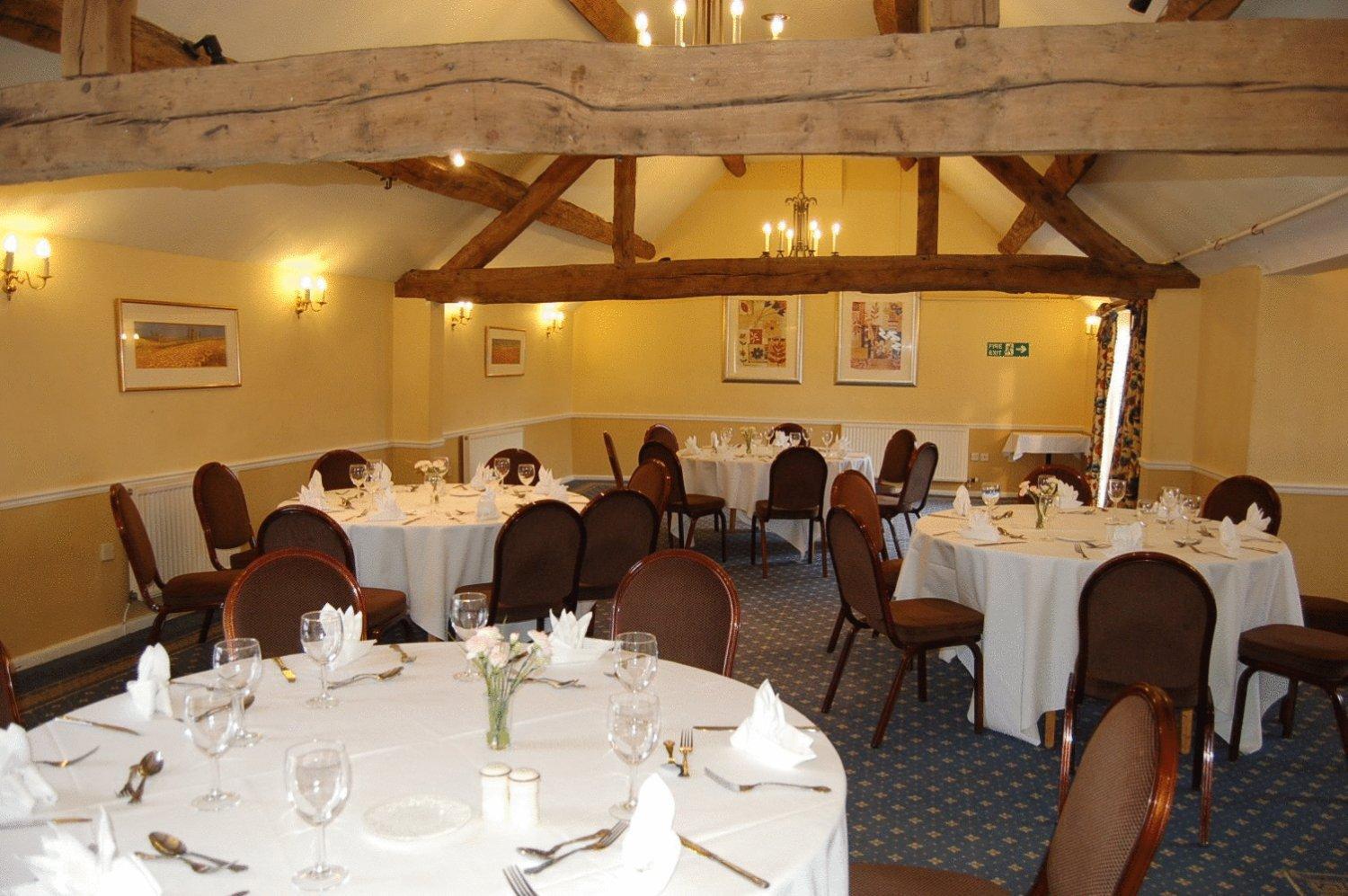 Kings Court Hotel Alcester Bagian luar foto