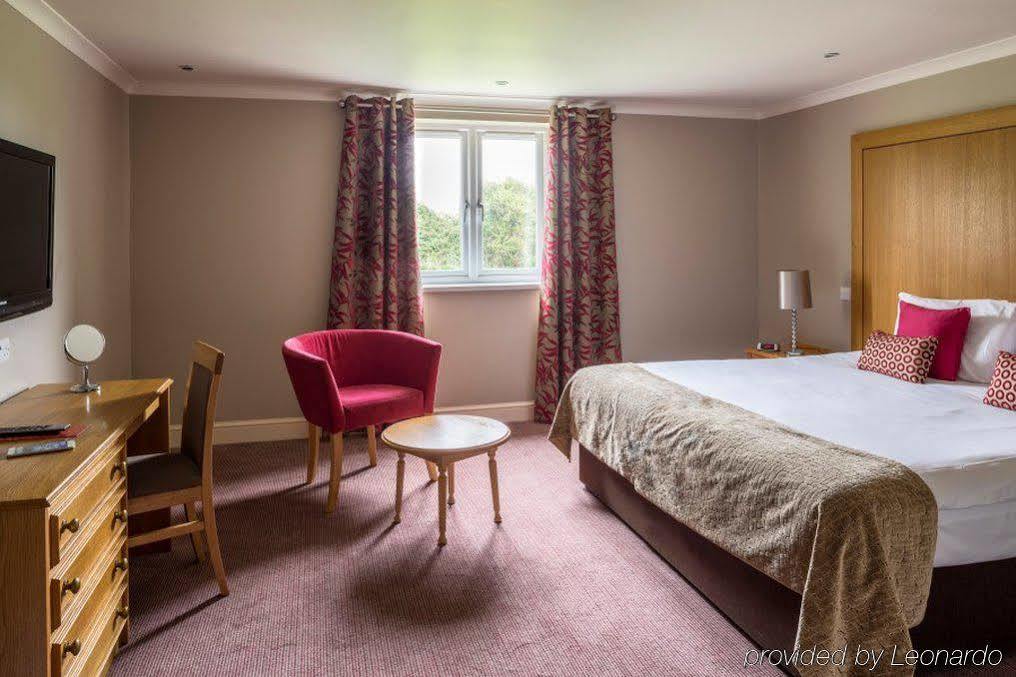 Kings Court Hotel Alcester Bagian luar foto